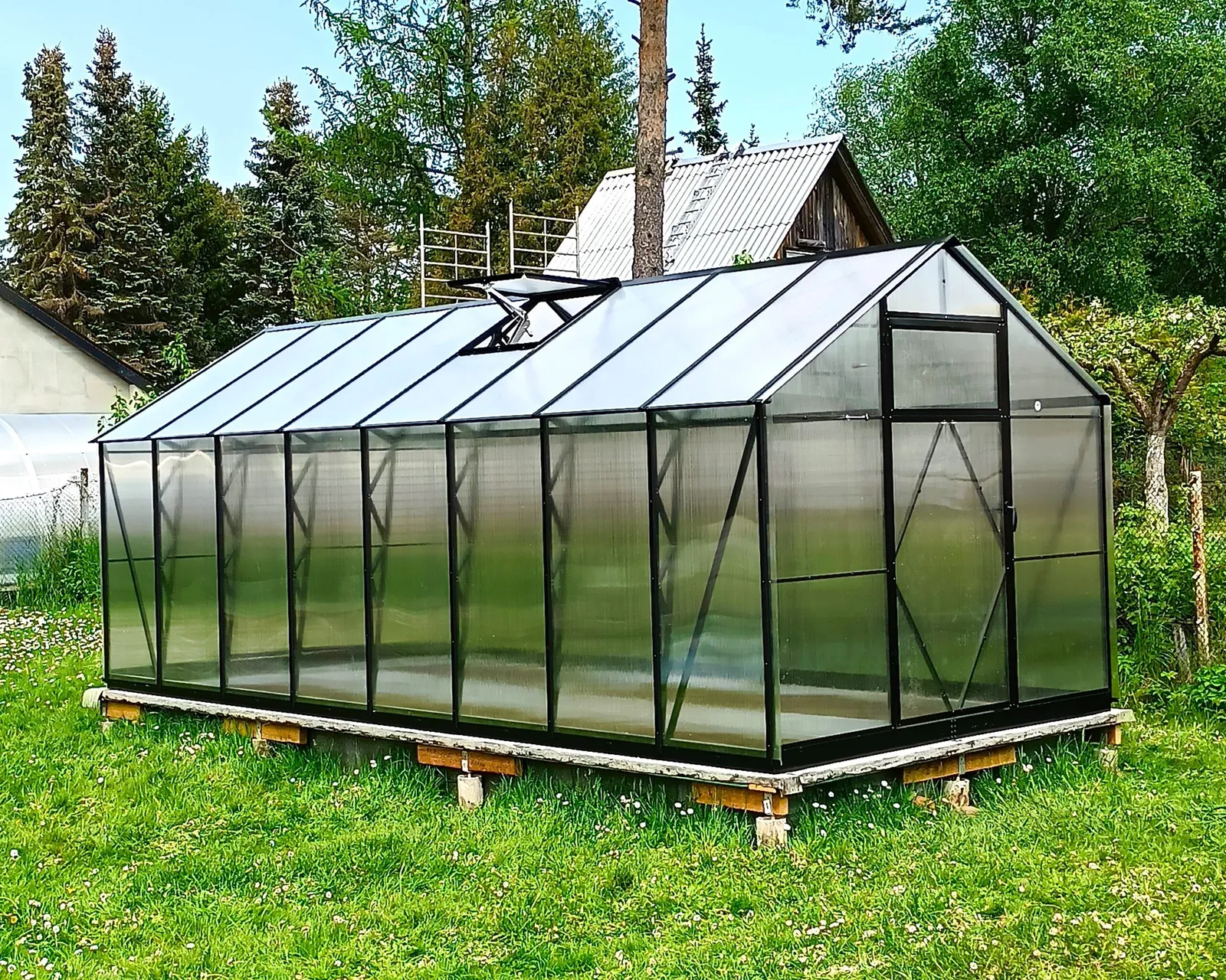 EcoSlider Lux 2,5 13,75 m² invändigt med svarta stålprofiler