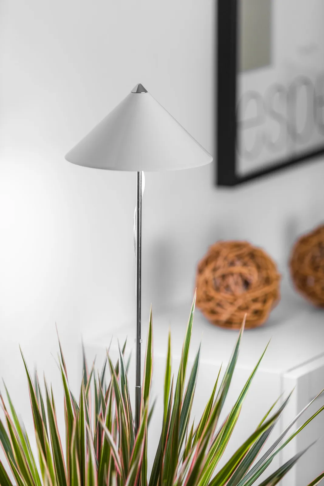 Växtlampa Venso Sunlite XL Vit 25W — närbild