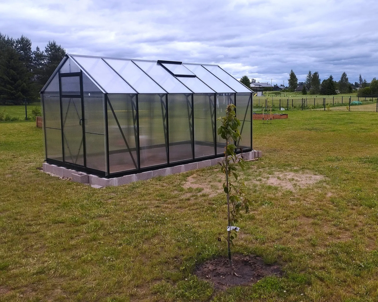 Växthus EcoSlider Lux 2,0 - 8,2 m² - svart stål - bild 9