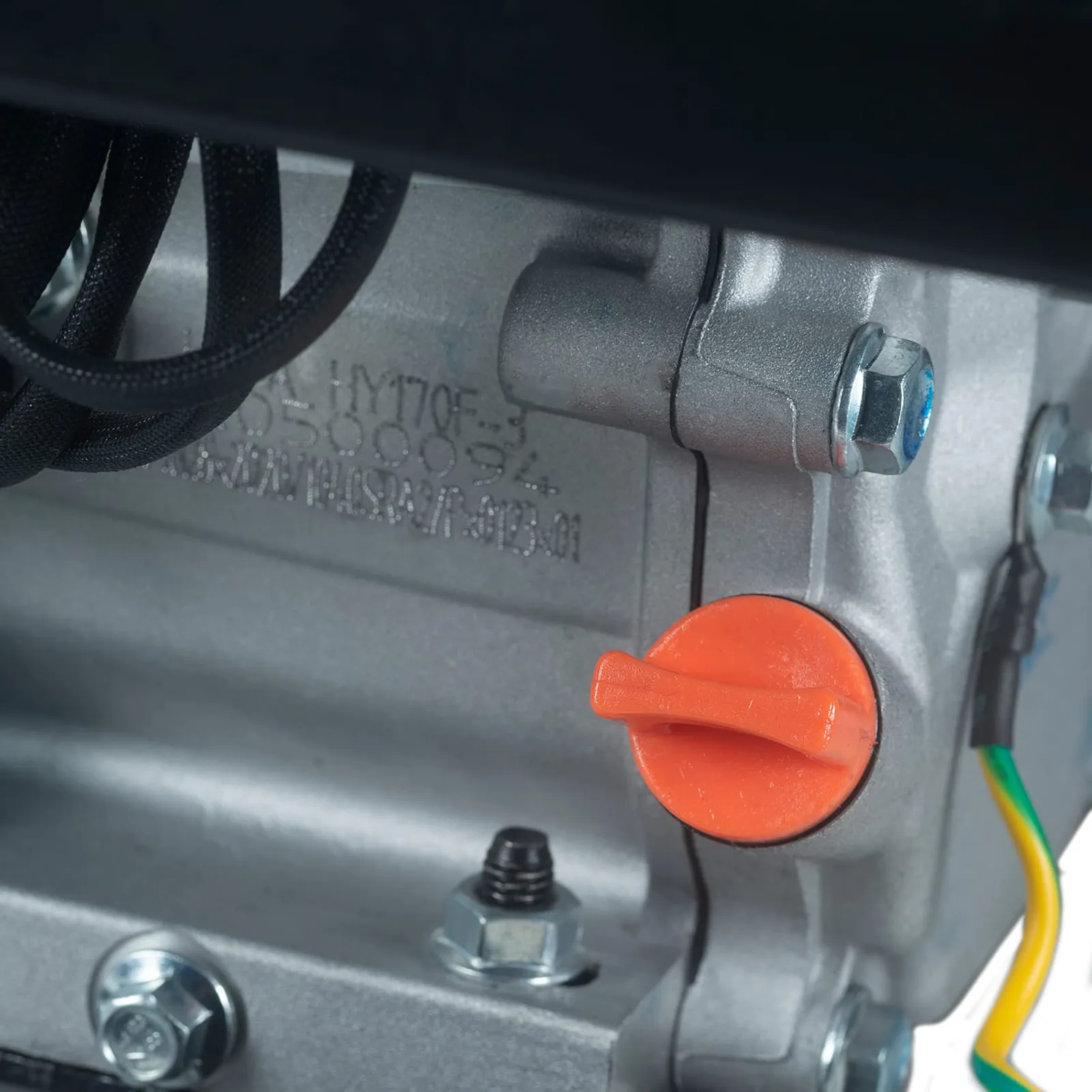Bensingenerator Hyundai Konverter 3,2 kW — detalj 5