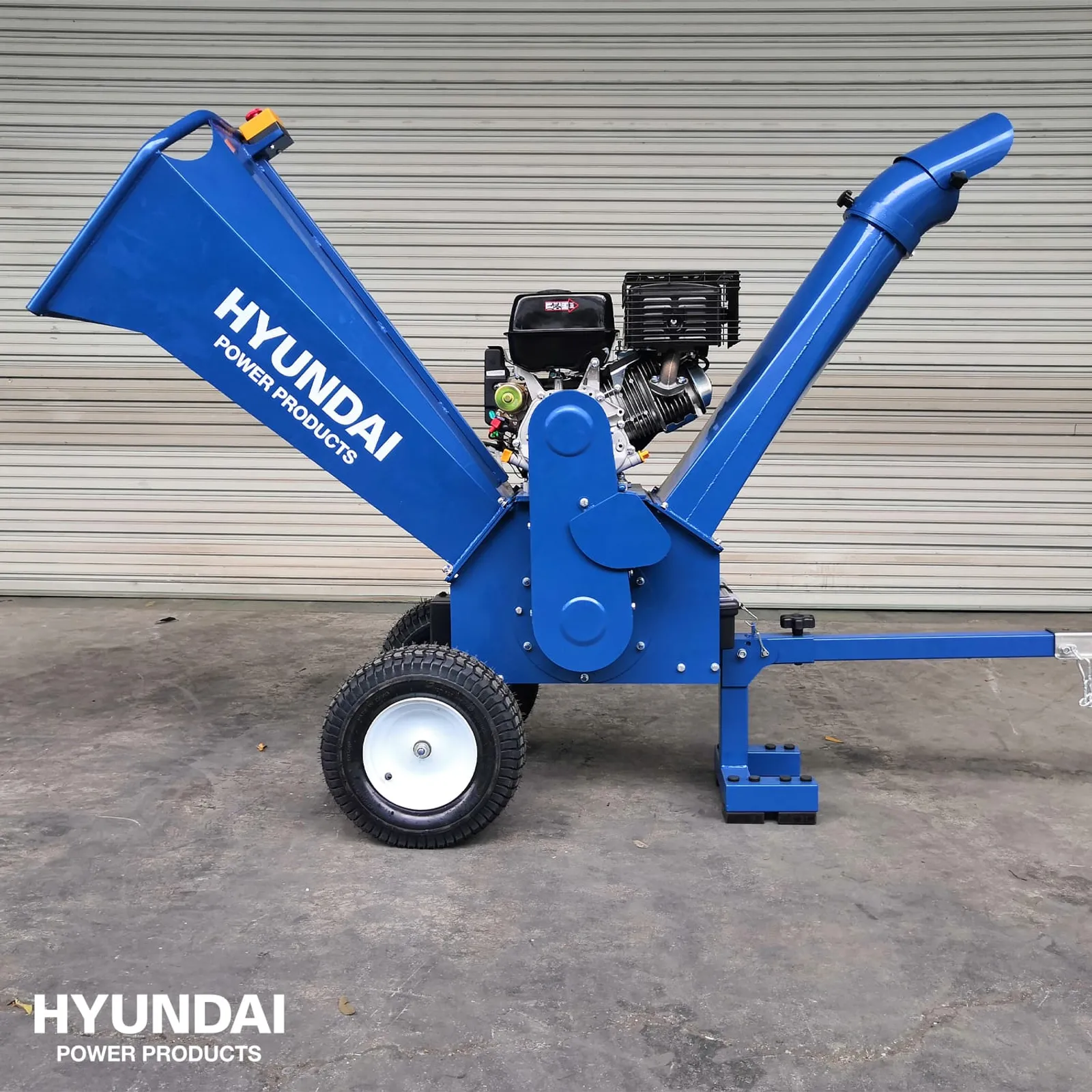 Flismaskin Hyundai 15 hk 420cc 9,1 kW — närbild